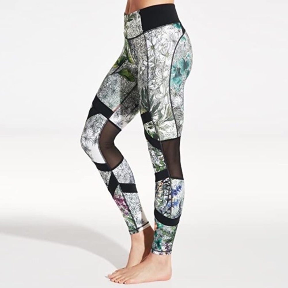 Calia by Carrie Underwood Limited Edition Floral Fleuria Leggings
